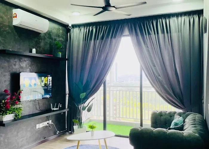 Harraz Suite Putrajaya Very Close To Picc, Kpt